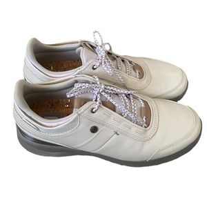 ⛳️🏌️‍♀️Footjoy women golf shoes size 6.5. ⛳️🏌️‍♀️